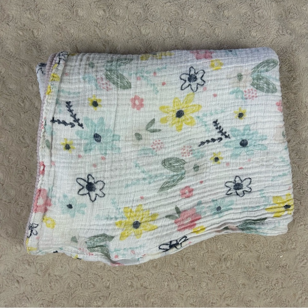 Chick Pea Floral Baby Swaddle Blanket White Pink Pom Pom Edge Trim Blue Muslin